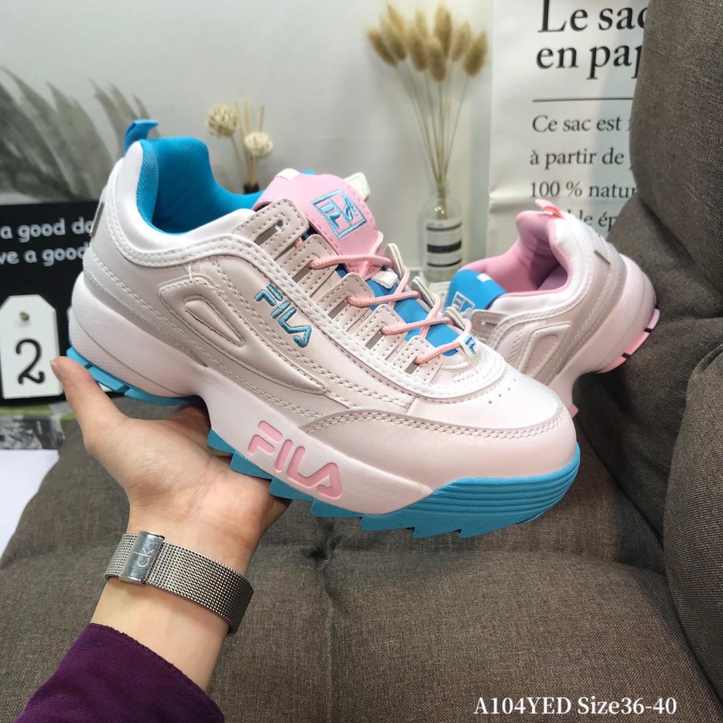 sneakers fila wanita