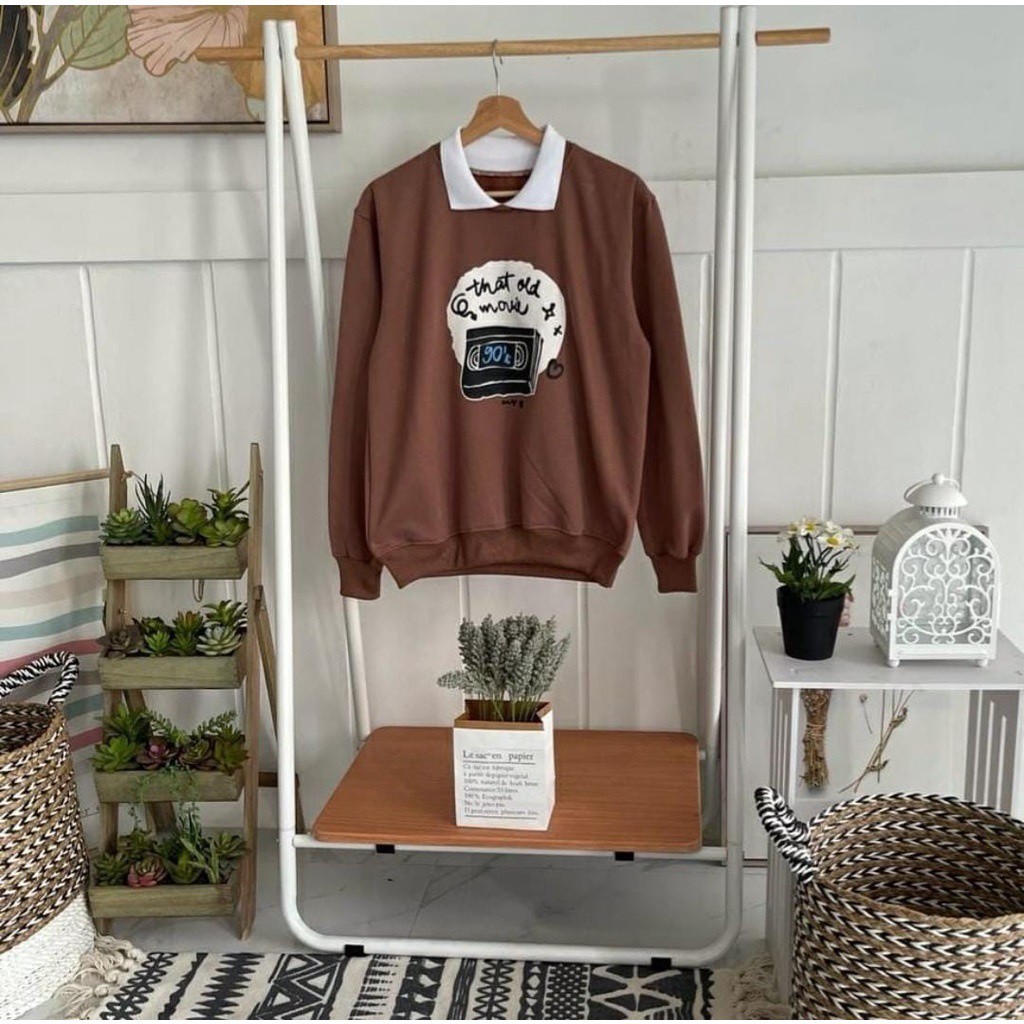 BEFAST - ZFS OOTD Wanita Sweater HLIYA / MOVIE SWEATER FLEECE OVERISIZE / Sweater Wanita Motif / Sweater Keluaran Terbaru 2021 / Sweater Remaja Kekinian / Sweater Model Korean / Sweater Kerah / Sweater Trendy / Fashion Wanita Sweater