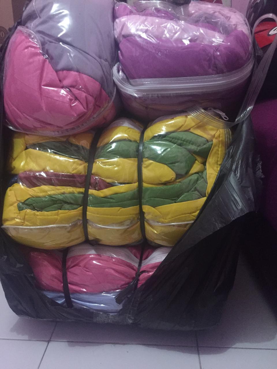 Promo Bedcover + Sprei Twotone 2 Warna 120x200 Katun Jepang Emboss