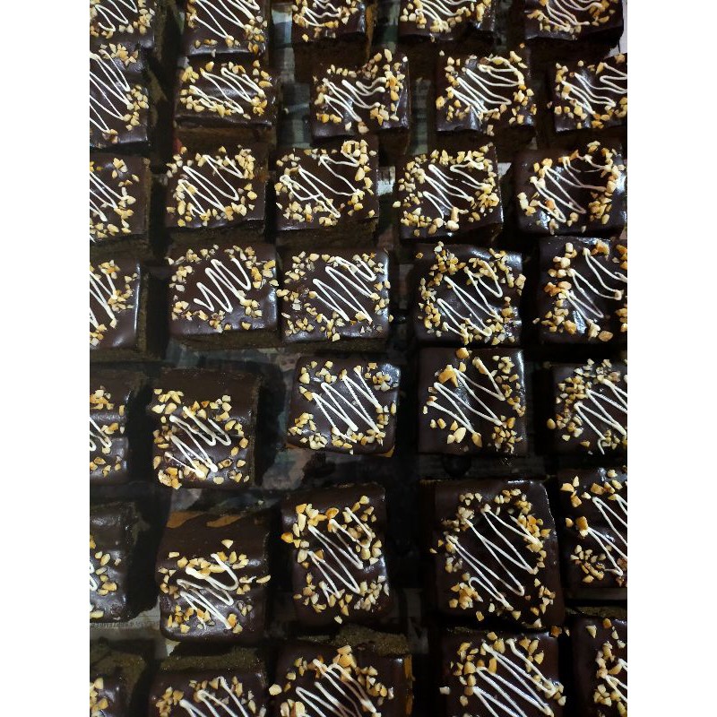 

cake coklat kacang