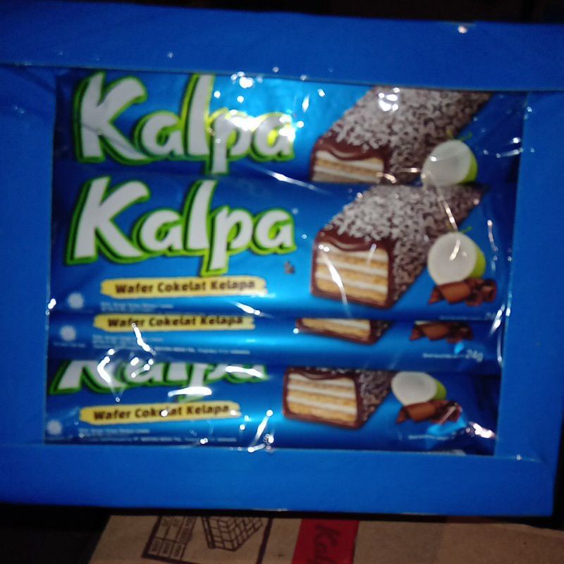 

Kalpa Wafer Cokelat Kelapa Isi 12 pcs