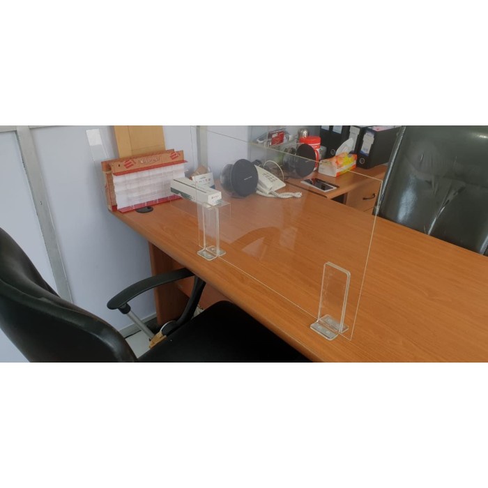 

Grosir penghalang meja kantor ( siku ) / bahan 3mm ( uk 80 x 60cm ) ( type E