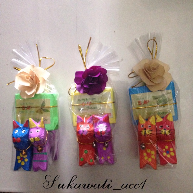 Patung Kayu Kucing + sabun