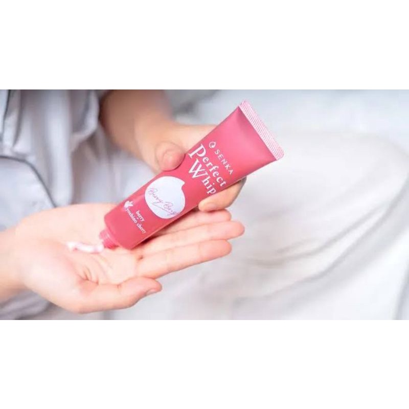 Senka Perfect Whip Berry Bright