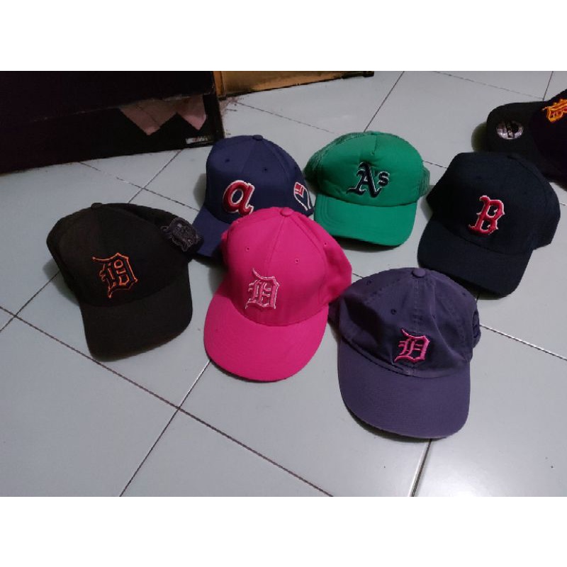 borongan topi MLB