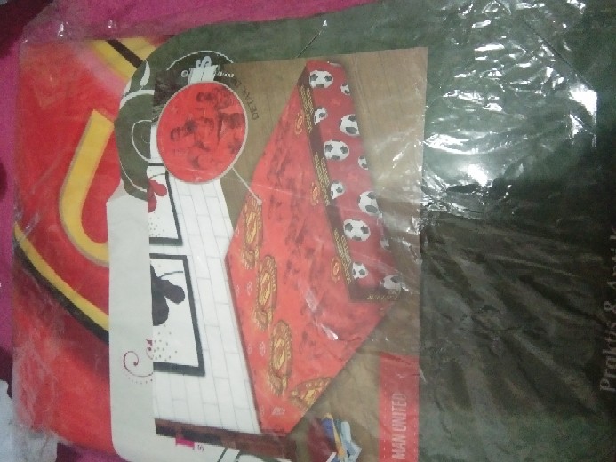 Monalisa  Sarung Kasur Disperse 120x200x15 Motif Bola/remaja