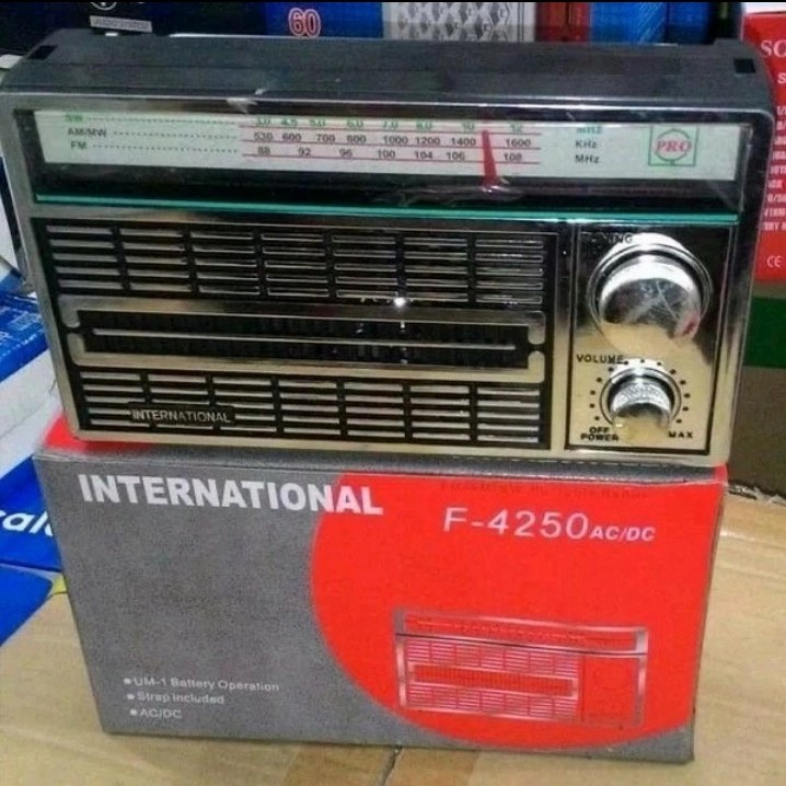 Radio Klasik Portable F-4250 AC/DC FM/AM/SW Motif Jadul Suara Kencang Berkualitas Terbaik