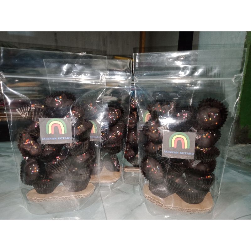 

Kue Chococrun coklat