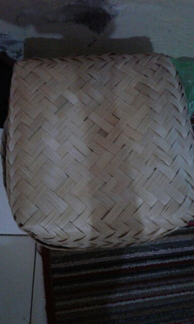 Besek Bambu 20*20*11 Besek Nasi Bambu
