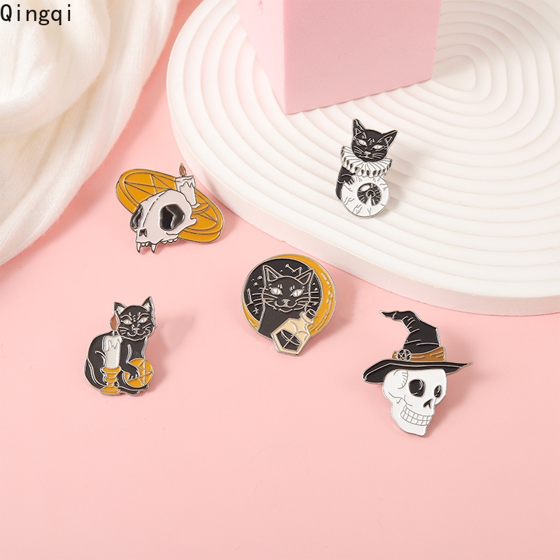 Bros Pin Enamel Bentuk Bulan Kucing Tengkorak Gaya Punk Gothic Untuk Hadiah