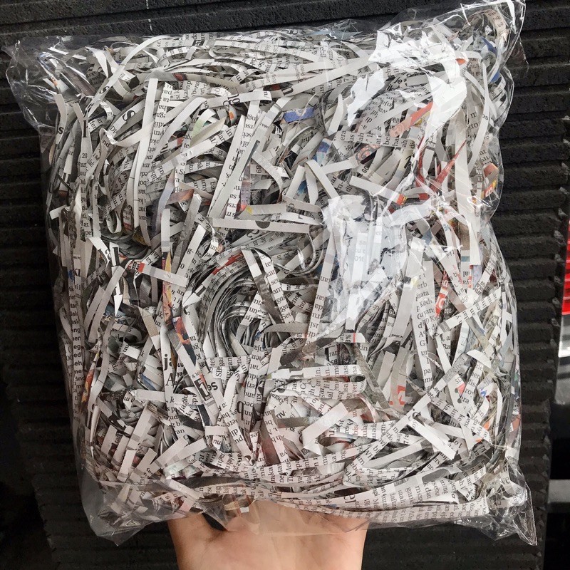 

[100gram] kertas serut/ shredded paper koran / kertas koran/ kertas packing koran
