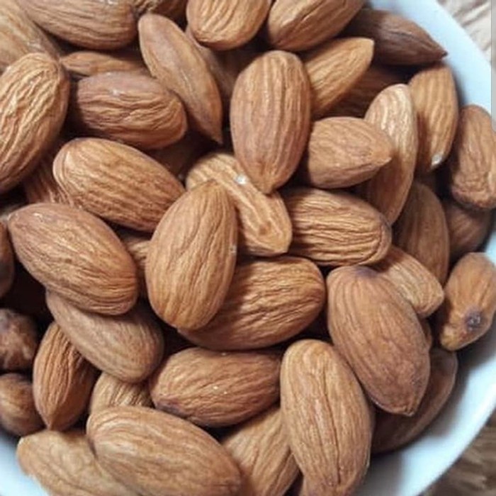 

almond kupas natural USA