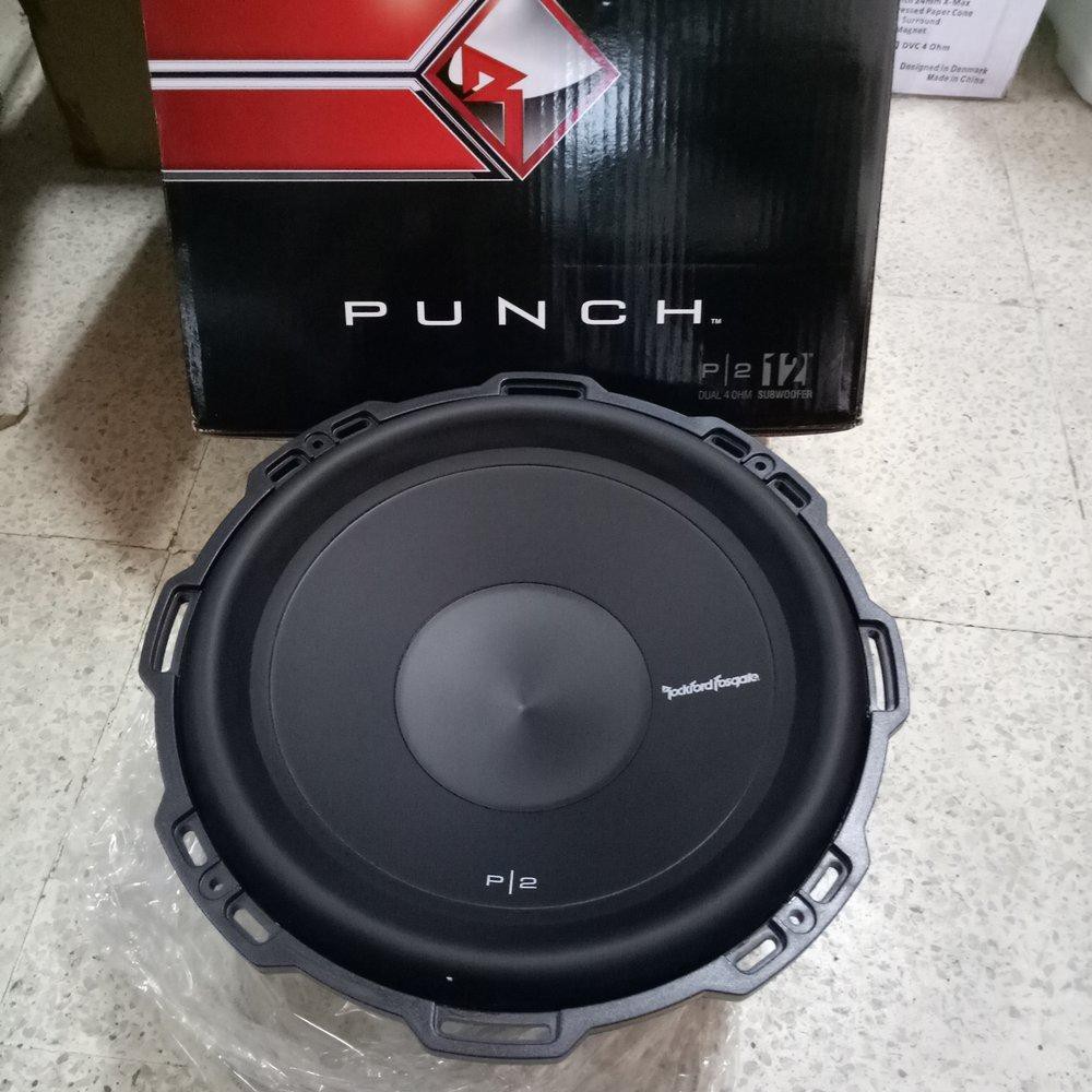 Subwoofer Rockford Fosgate P2D4 12inch tools
