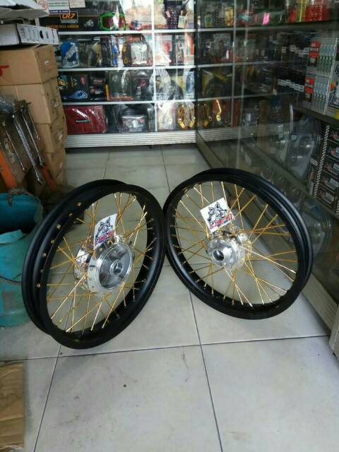 Sepaket Velg Tromol set Jari2 Rx King Rxking Vixion Old Vixion New Jupiter MX King 150 - Paketan Velg Jari Jari Rxking Rx King Vixion Old Vixion New Jupiter MX King 150 Jupiter MX New MX Lama Vega R RR ZR Jupiter Z Supra X 125 Karisma