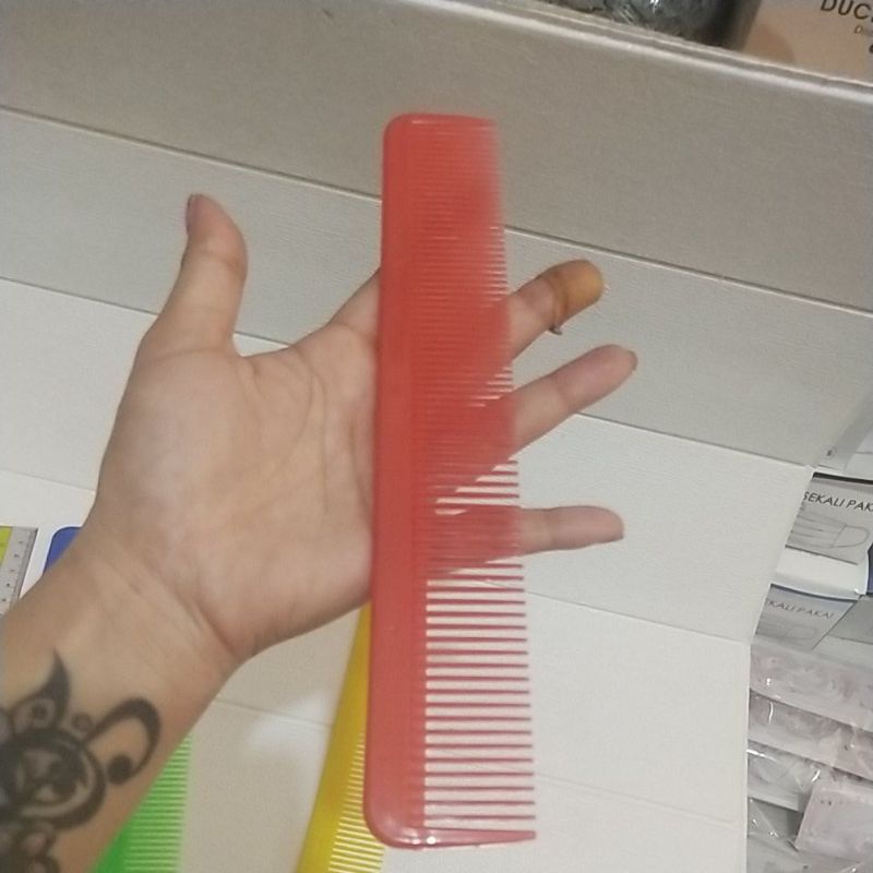 Sisir Lurus 2 in 1 Rapat dan Renggang / Sisir Karakter Warna Rapet