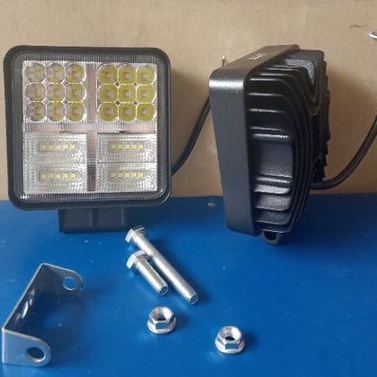 Lampu Tembak Sorot SIFCO 38 LED Kotak Putih