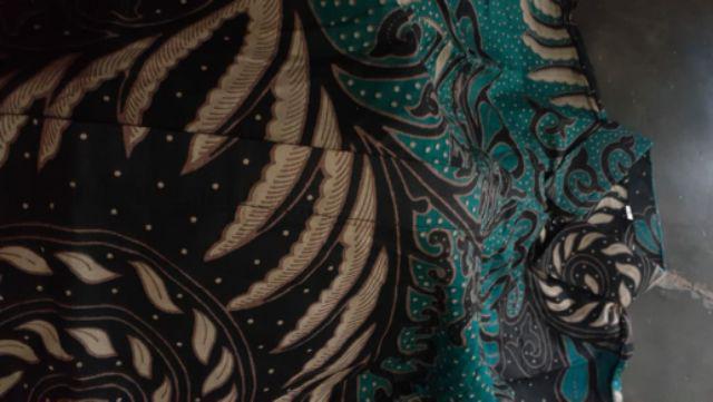 Kemeja Dan Tunik Batik
