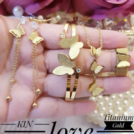 Titanium Set Perhiasan 1102q