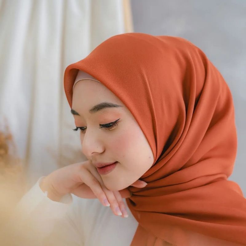 hijab Segiempat Bella Square Pollycotton premium