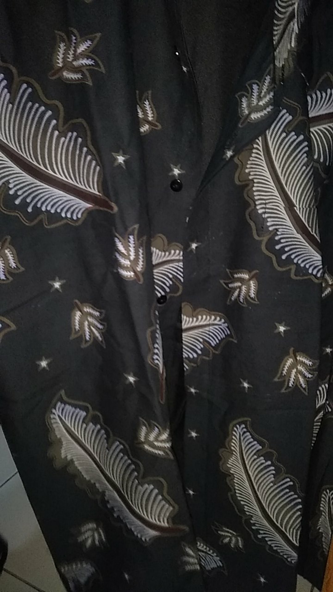 Hem Kemeja Batik Solo Full Furing Bahan Katun Lengan Panjang Motif Feather H14