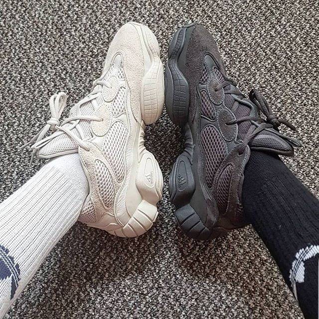 Adidas Yeezy 500 Black / White
