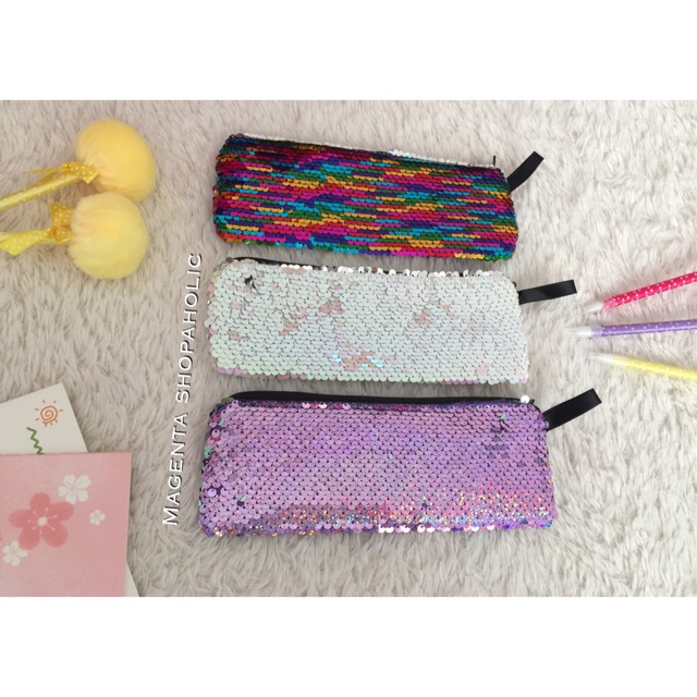 

TEMPAT PENSIL SEQUIN - ALAT TULIS DOMPET PERALATAN SEKOLAH ANAK KULIAH STATIONARY LUCU