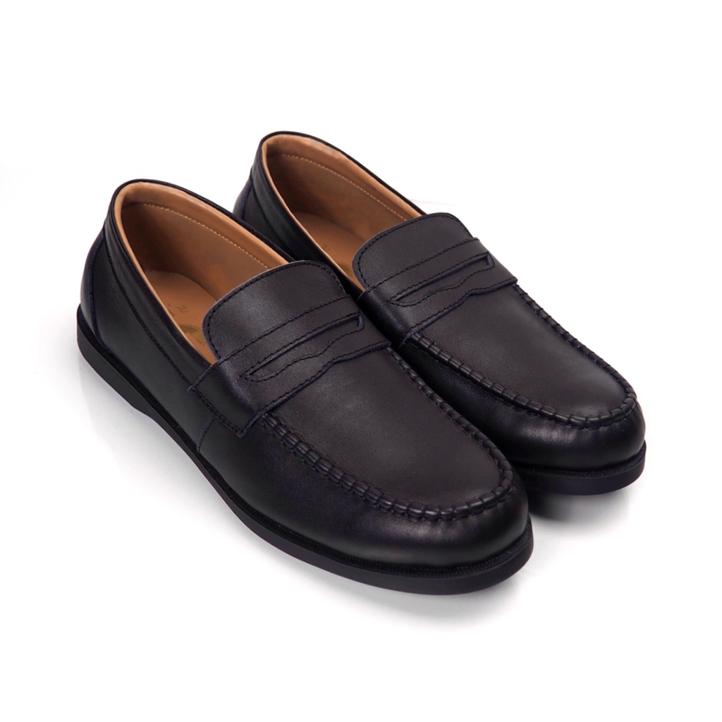 MELISMATIC BLACK ORIGINAL x REYL MAN Sepatu Loafers Hitam Kulit Sapi Asli Pria Slip On Simple Casual Semi Formal Kerja Kantor Slop Jalan Santai Hangout Pesta Kondangan Kuliah Selop Resmi Kantoran Genuine Leather Loafer Men Footwear Keren Terbaru Branded