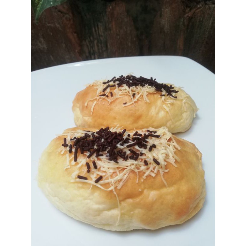 

roti bolen pisang coklat 7000