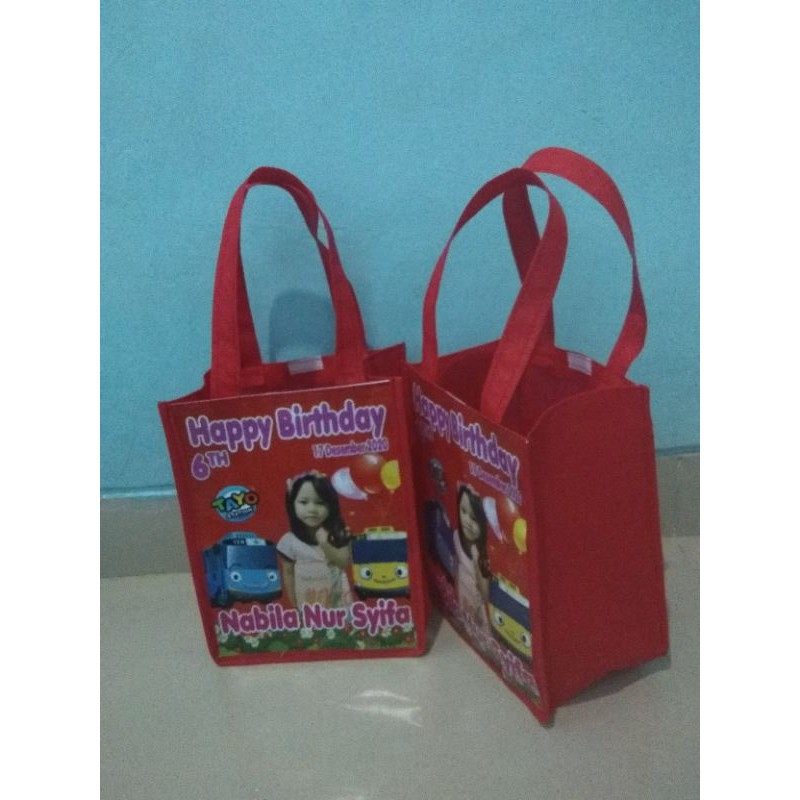 

Tas mini ultah murah uk 15x10x20