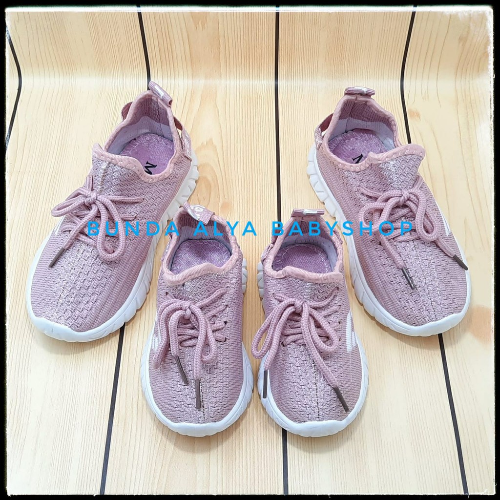 Sepatu Sneaker Anak Perempuan Import Terbaru Sepatu Anak Sekolah PAUD Cewek