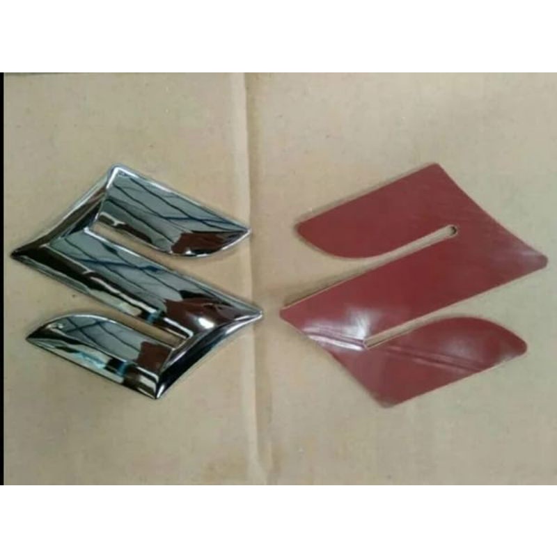 LOGO EMBLEM S SUZUKI SWIFT GT2 ORIGINAL