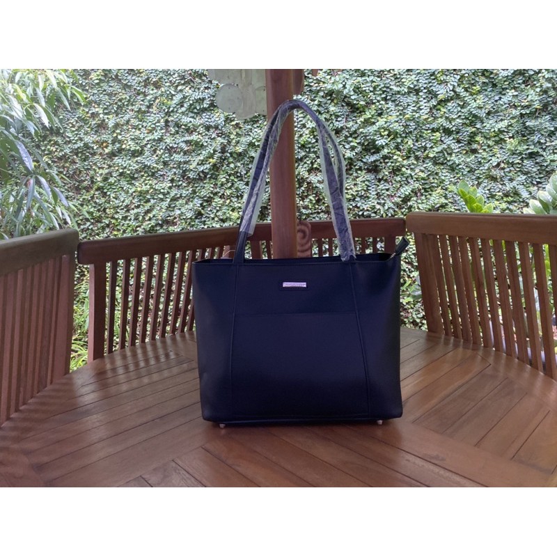 Hush Puppies Tote, Rebecca Black