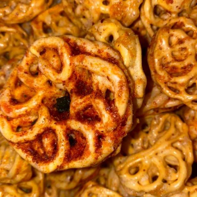 

kerupuk seblak mawar 150gr