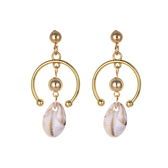 LRC Anting Tusuk Fashion Gold Alloy Resin Semicircular Shell Earrings F50032