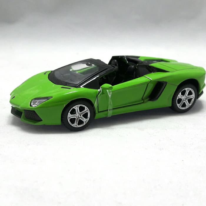 Diecast Apolo Mobil MSZ Lamborghini Aventador LP700-4 Roadster Hijau