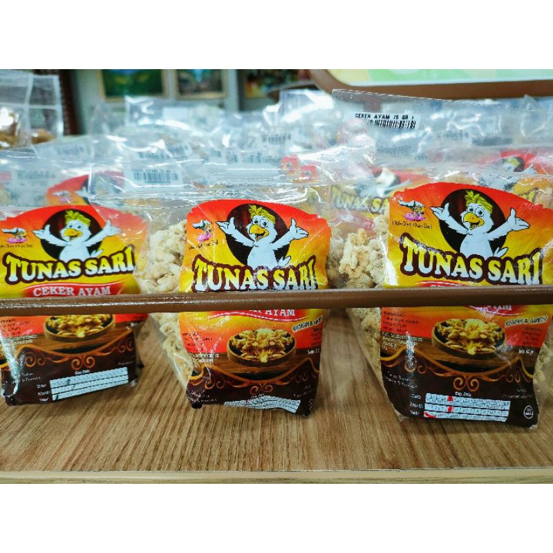 

KERIPIK CEKER AYAM TUNAS SARI OLEH OLEH ASLI KHAS BALI 65GR + BUBBLE WRAP