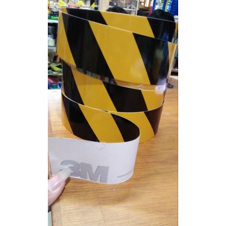 3M sticker reflective-scothlite 3M 610 kuning hitam