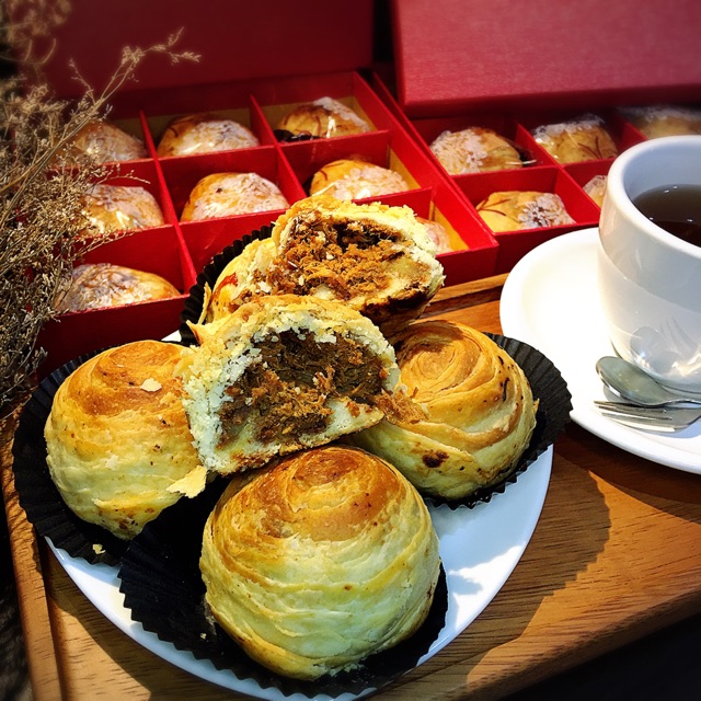 

Pia Ayam Special Homemade PerGift Box isi 9 Pcs