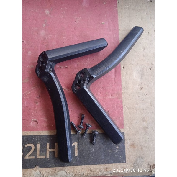 stand kaki tv led Coocaa 24w3