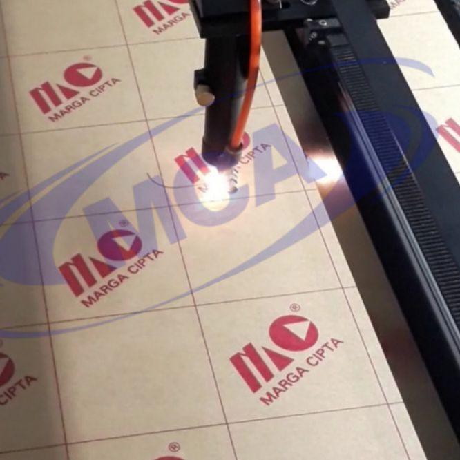 

『1.1』 AKRILIK lembaran 3mm uk. A3 / Akrilik bening / Marga cipta / Arcylic ♢