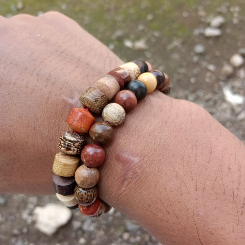 Gelang Kayu Kombinasi 12 Kayu Langka Nusantara Size 8mm