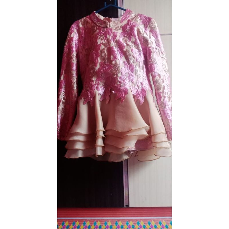 Set Baju Tunangan