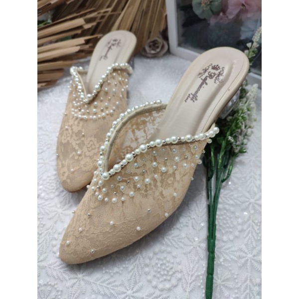 sepatu wanita rumelia cream 4cm kaca