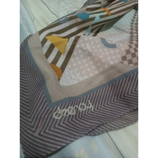 preloved hijab deenay dan kinaya