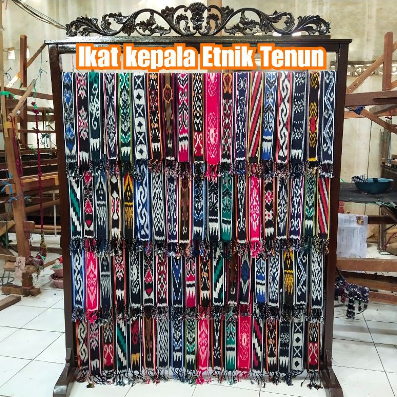 Ikat Kepala Etnik Dayak Kalimantan, Kain Tenun Etnik