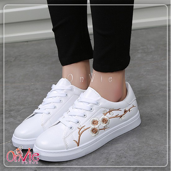 Onvie Sepatu  Wanita  Kets  Casual Sneakers Putih Bordir 