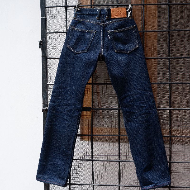 Selvedge sanforized 32oz jeans The Mommo Company denim