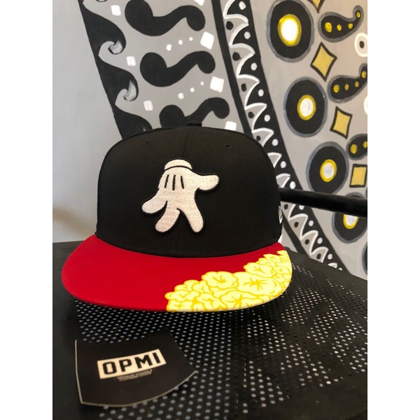 Mickey Hand “Tokyo Disney Resort exclusive” 9Fifty new era adjustable snapback