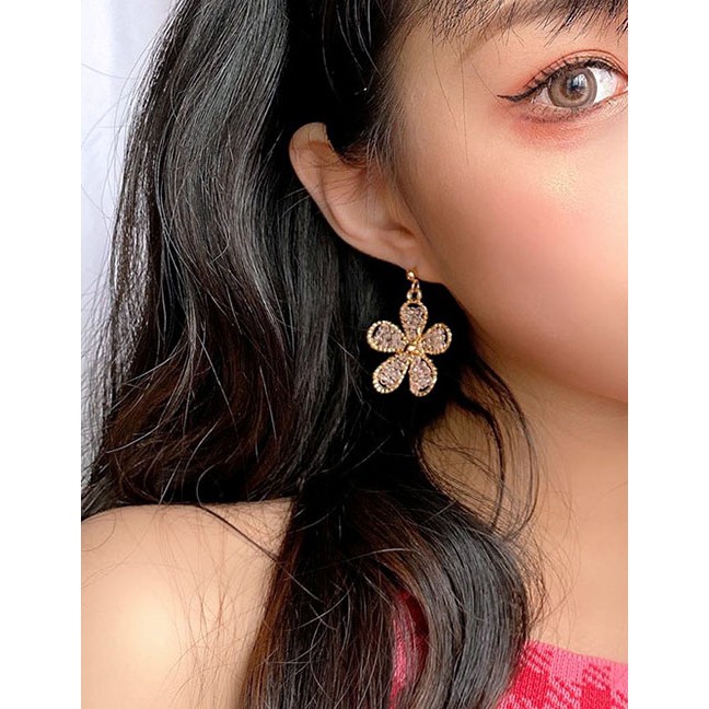 LRC Anting Tusuk Fashion White Pink Crystal Woven Hollow Flower K15915