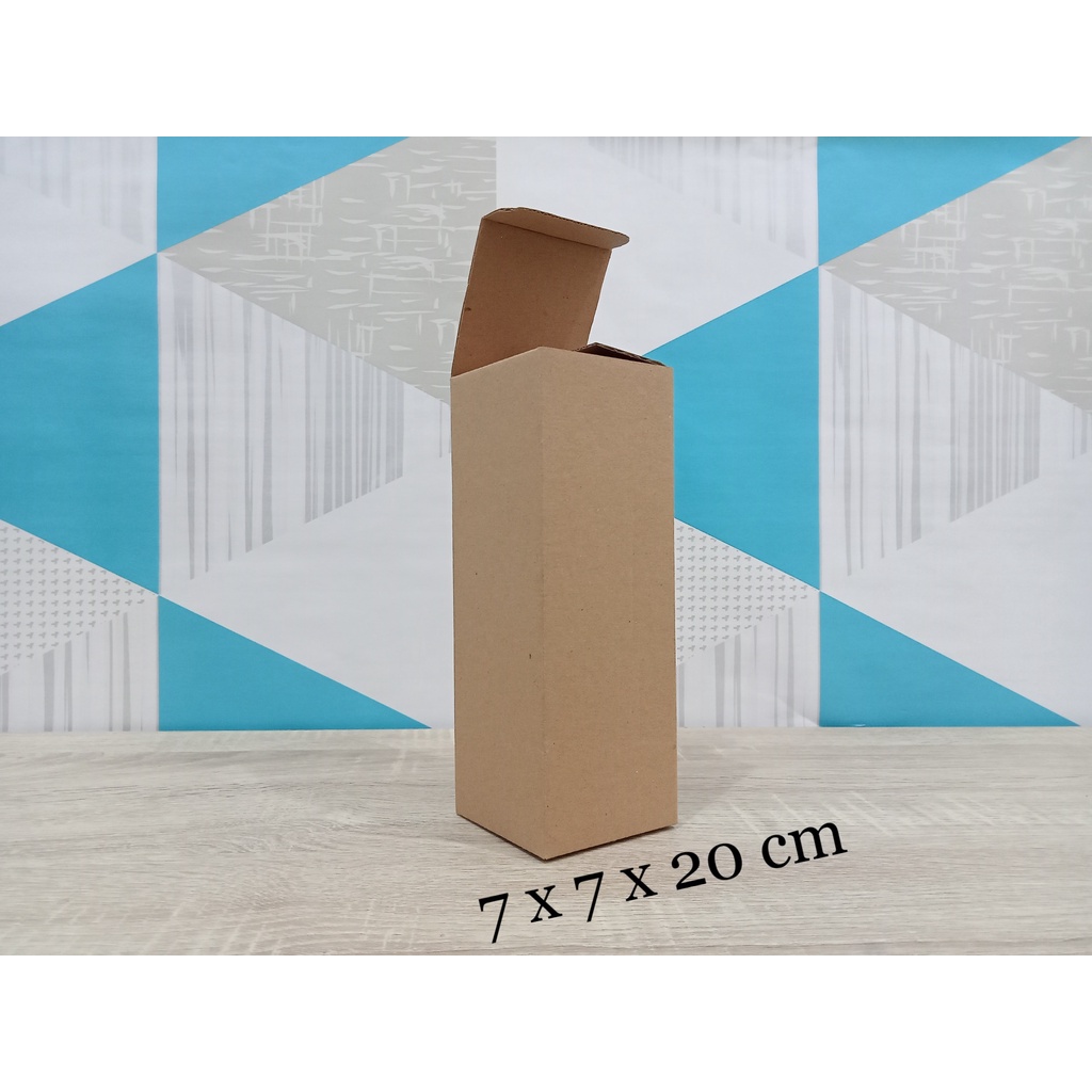 

Kardus 7 x 7 x 20 cm....Die Cut kotak aksesoris dll